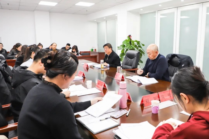 党委书记冯印涛调度学院团学工作