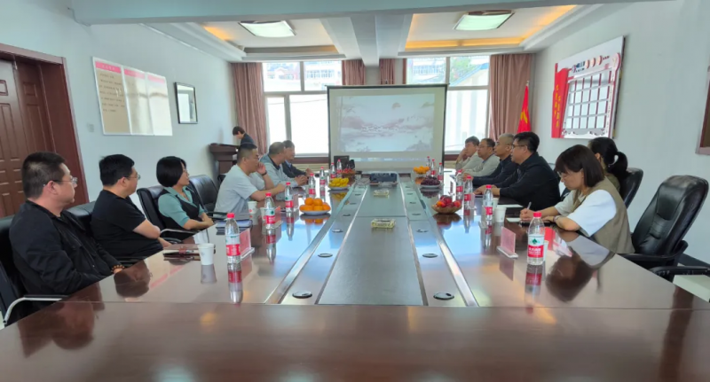 “访企拓岗”促就业 | 院长王立军赴张家口远大建设集团走访调研