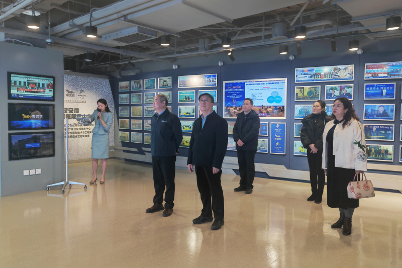 党委书记冯印涛带队赴奇安信集团考察调研