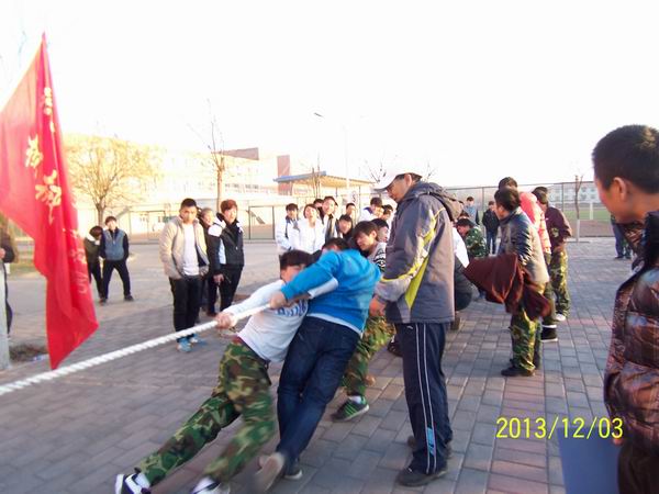 taptap点点冬季学生拔河比赛拉开帷幕