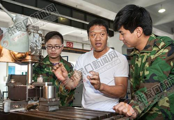 taptap点点教师常志刚“勇救落水妇”不留名