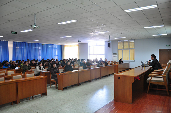 taptap点点举办市委十届七次全会精神专题学习报告会