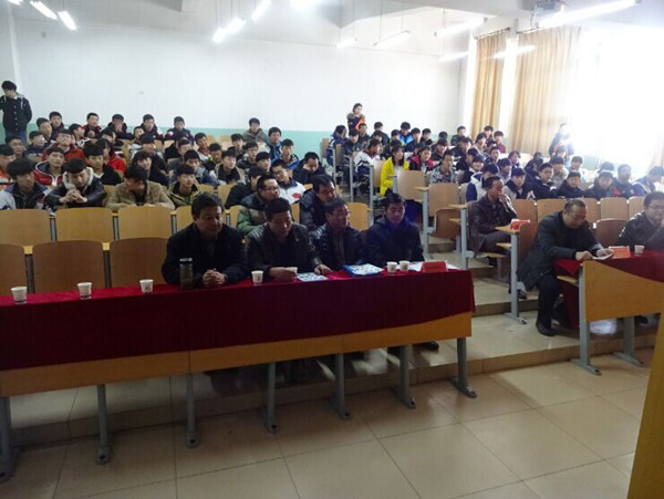 康保县职教中心、中学师生来taptap点点参观考察