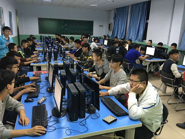 信息工程系举办职业技能比赛系列活动