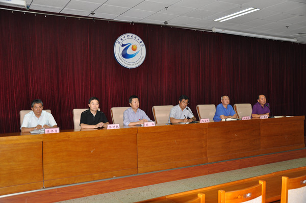 学院召开“创建美丽校园，环境整治月”动员大会