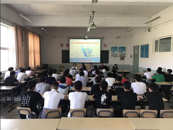 汽车工程系召开深化学风整顿暨教风建设师生代表座谈会