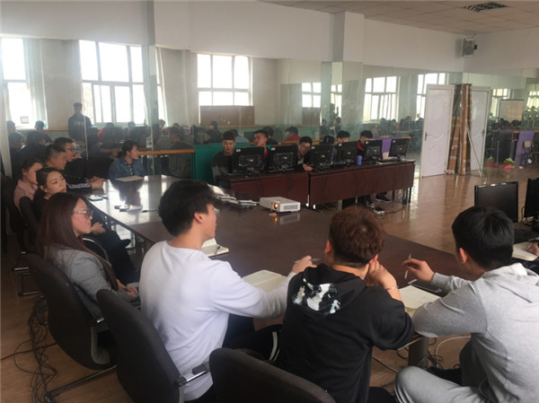 信息工程系召开2018春季新生见面会