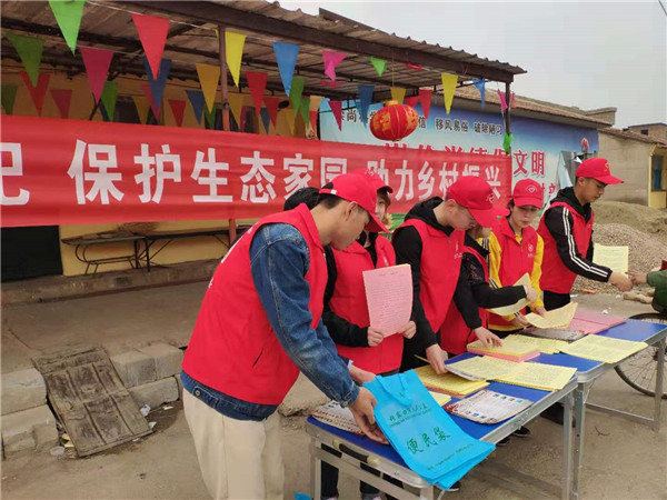 多彩学生活动助力校园文明建设