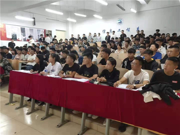 多彩活动打造学期伊始新气象