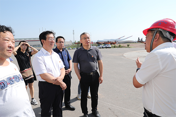 学院领导赴张家口高新技术产业开发区考察调研