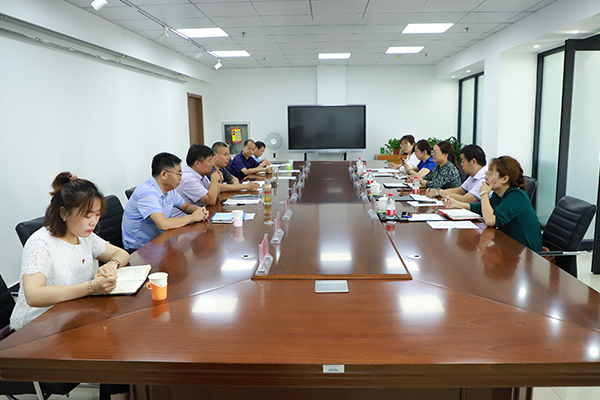 河北省工程机械产业技术研究院院长王文梅到访taptap点点