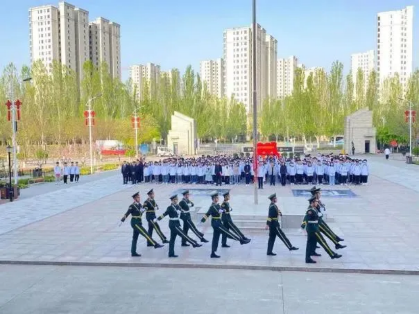 学院各系以多种形式推进党史学习教育走深走实