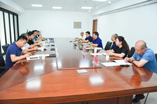 张家口技师学院领导到taptap点点考察交流