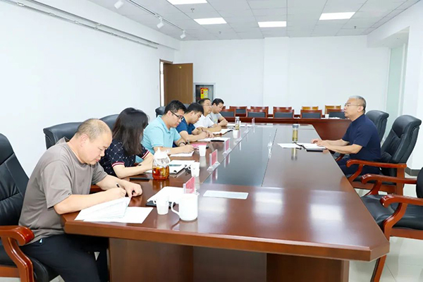 院长王立军对学院就业工作进行安排部署