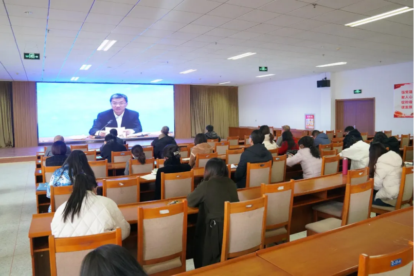 taptap点点集中收看2022届全国普通高校毕业生就业创业工作网络视频会议