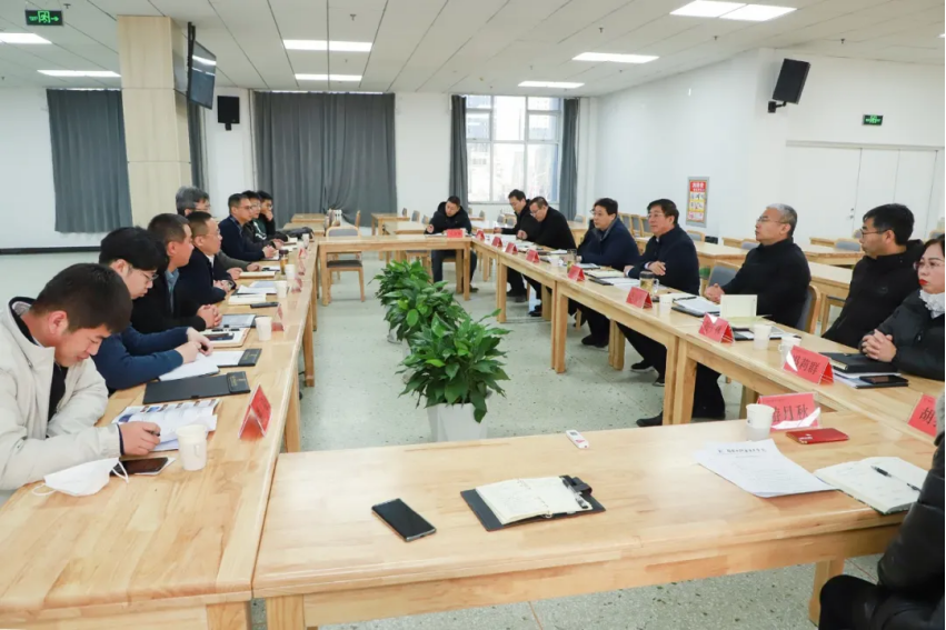 学院领导会见相关科技企业负责人