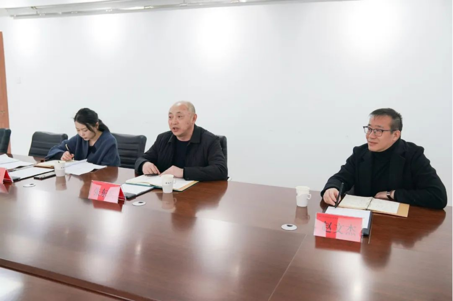 市商务局副局长史维军一行到taptap点点调研